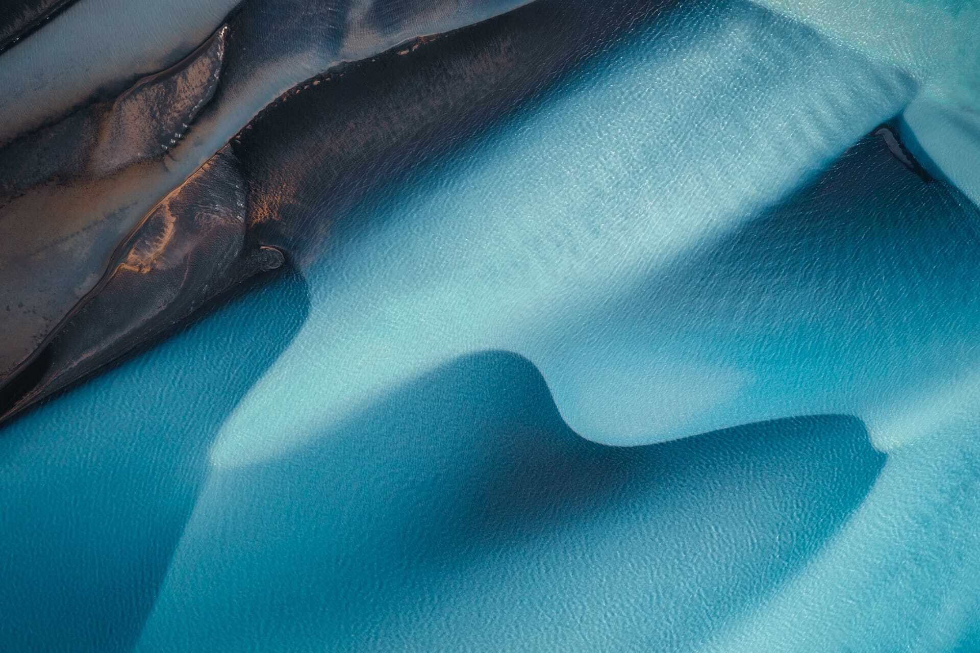 nls-2007-iceland-a-colorful-flow-between-turquoise-and-blue